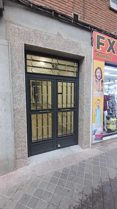 Instalación de ascensor en hueco de escalera – Calle Oca 39, Madrid